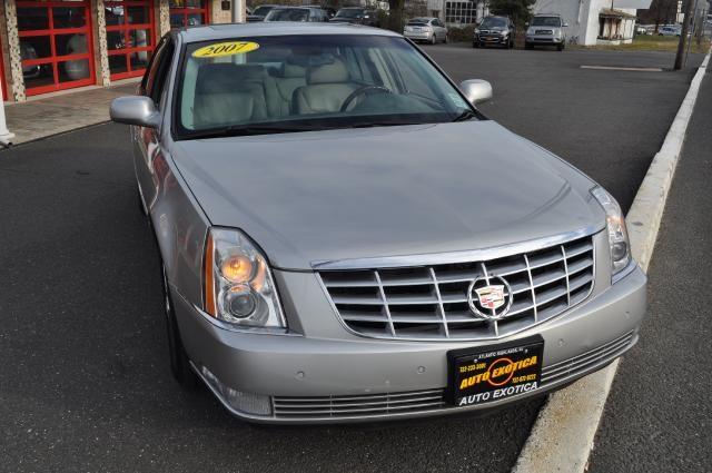 2006 Cadillac DTS Unknown