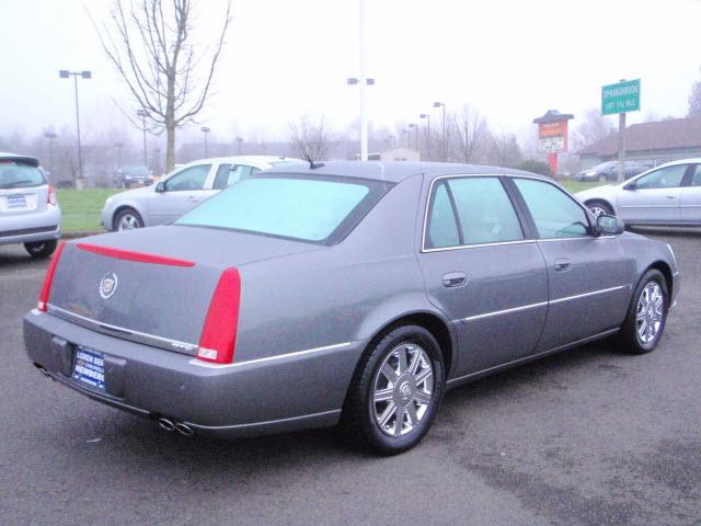 2006 Cadillac DTS Unknown