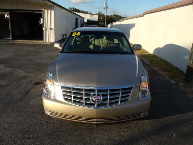 2006 Cadillac DTS Base