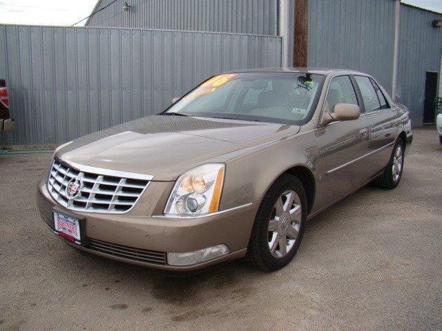 2006 Cadillac DTS XLT Pickup 4D 5 1/2 Ft