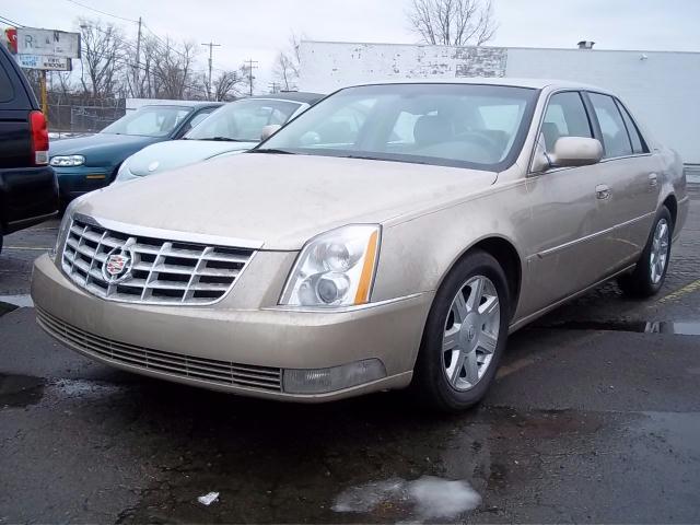 2006 Cadillac DTS Lariat DVD