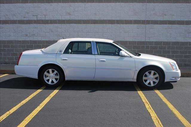 2006 Cadillac DTS Unknown