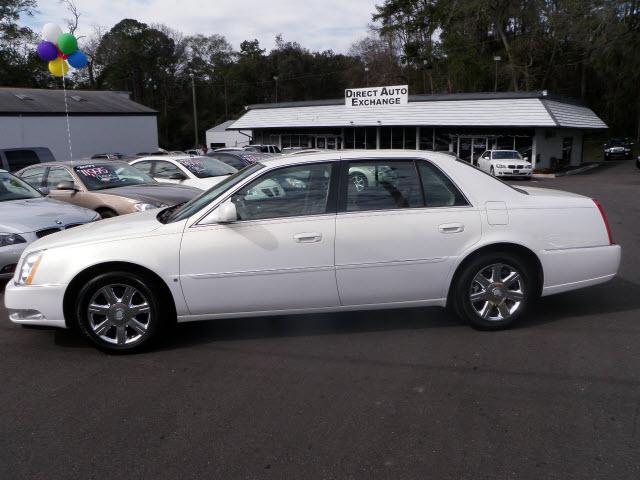 2006 Cadillac DTS 4dr Sdn I4 SE-R