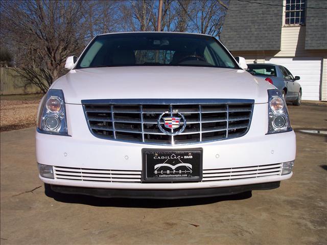 2006 Cadillac DTS Platinum Pickup 4D 5 1/2 Ft