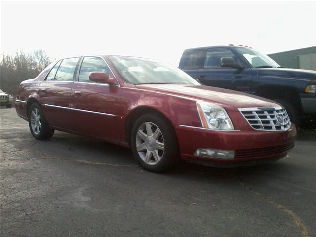 2006 Cadillac DTS Base