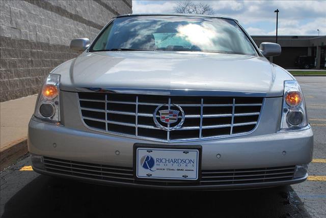 2006 Cadillac DTS Unknown