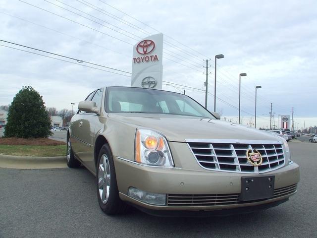 2006 Cadillac DTS Unknown