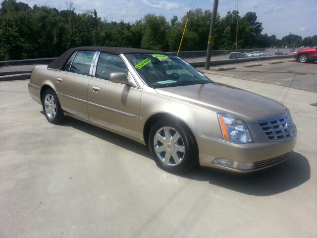 2006 Cadillac DTS Base