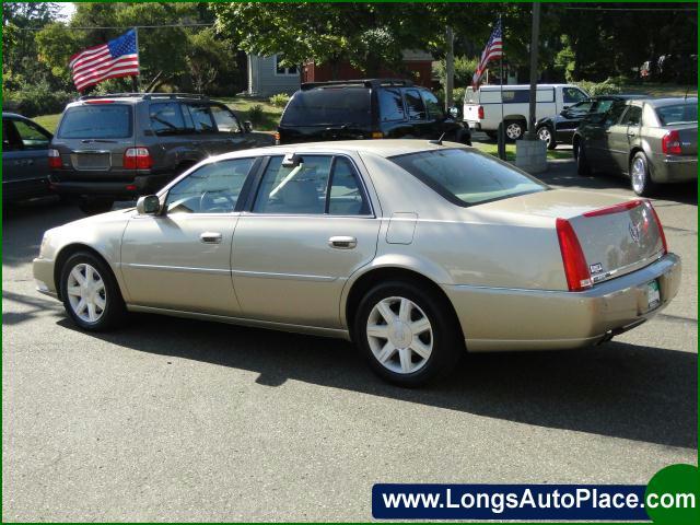 2006 Cadillac DTS Lariat DVD