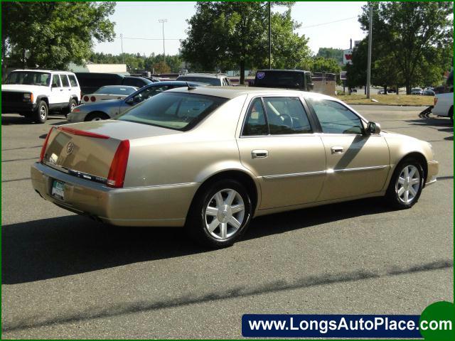 2006 Cadillac DTS Lariat DVD