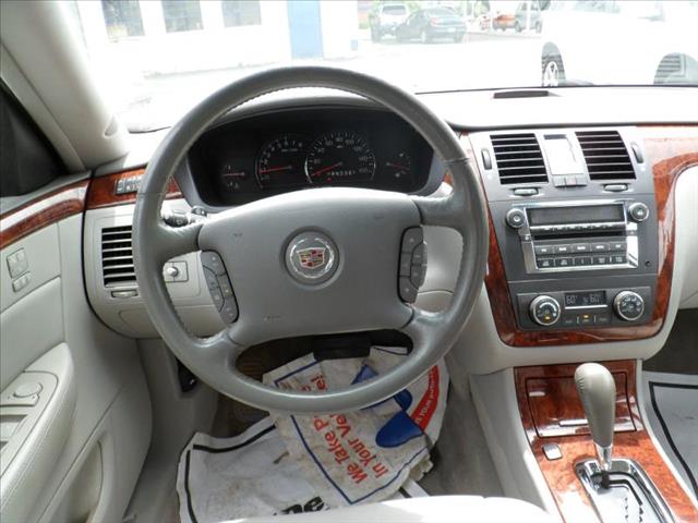 2006 Cadillac DTS 2.7T Sedan 4D