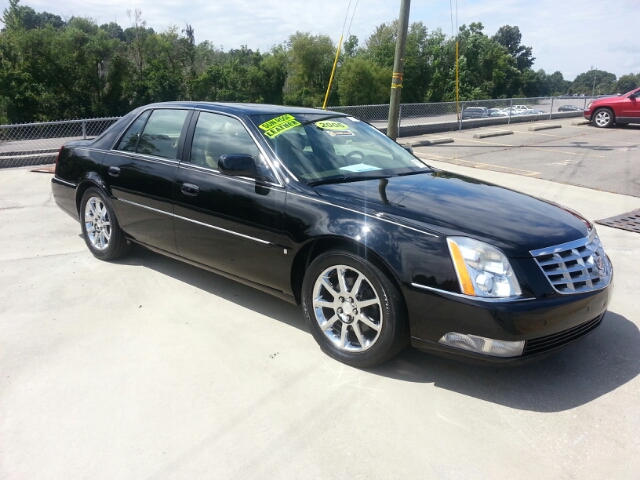 2006 Cadillac DTS Base