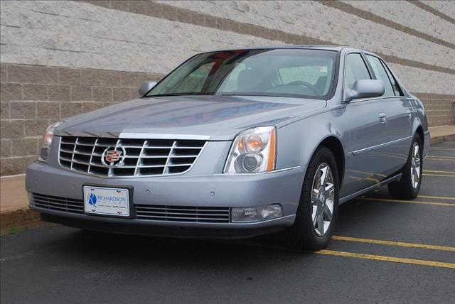 2006 Cadillac DTS Unknown