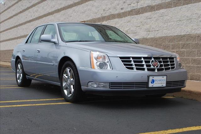 2006 Cadillac DTS Unknown