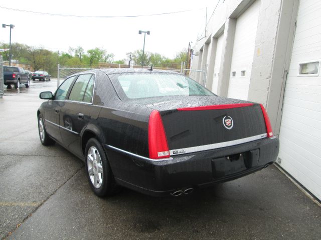 2007 Cadillac DTS Unknown