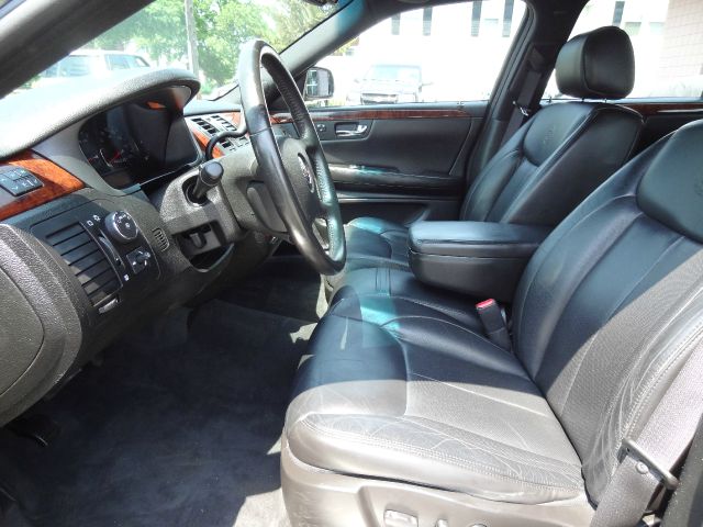 2007 Cadillac DTS 4dr Sdn I4 CVT Ltd Avail