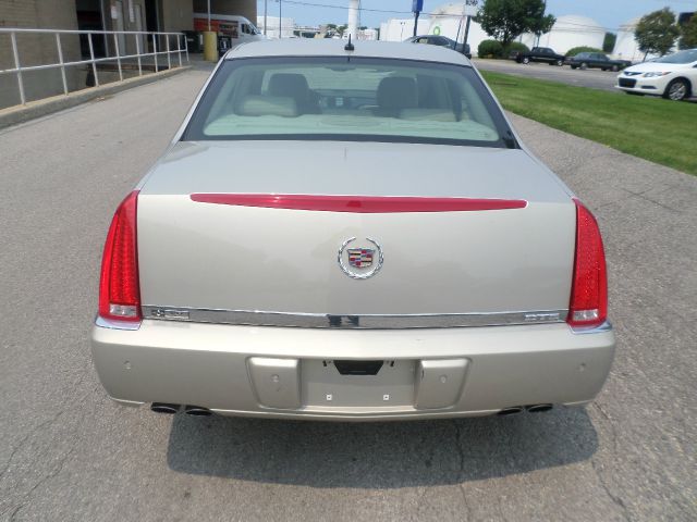 2007 Cadillac DTS 4dr Sdn I4 CVT Ltd Avail