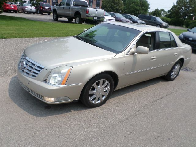 2007 Cadillac DTS 4dr Sdn I4 CVT Ltd Avail