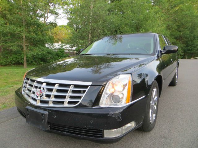 2007 Cadillac DTS 4dr Sdn I4 CVT Ltd Avail