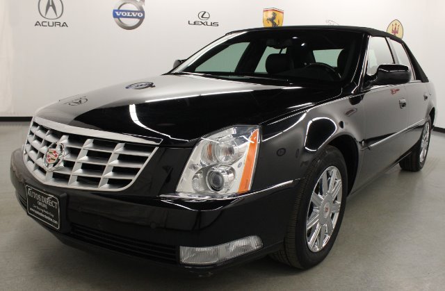 2007 Cadillac DTS 4dr Sdn I4 CVT Ltd Avail