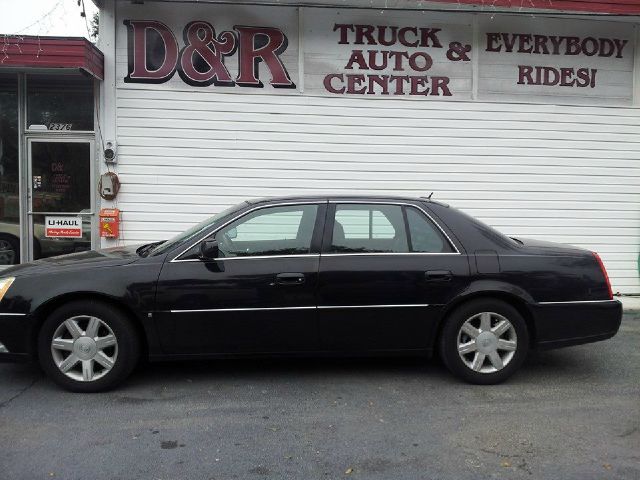 2007 Cadillac DTS 4dr Sdn I4 CVT Ltd Avail