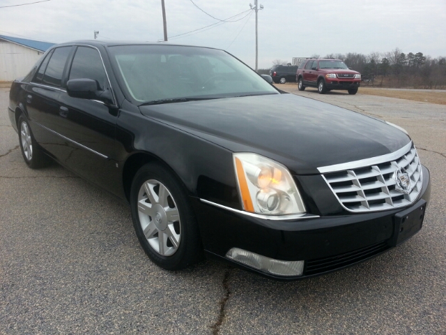 2007 Cadillac DTS Base