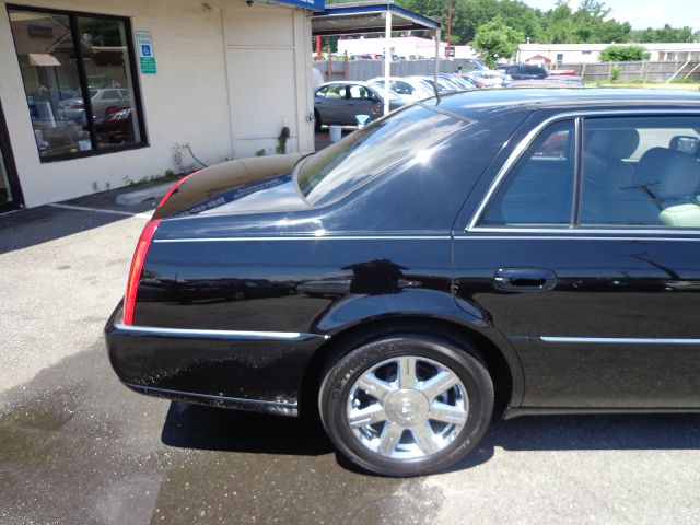 2007 Cadillac DTS SE R