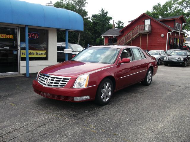 2008 Cadillac DTS Base