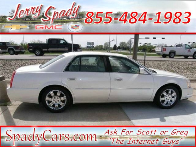 2008 Cadillac DTS 4dr Sdn I4 Auto 1.8 S