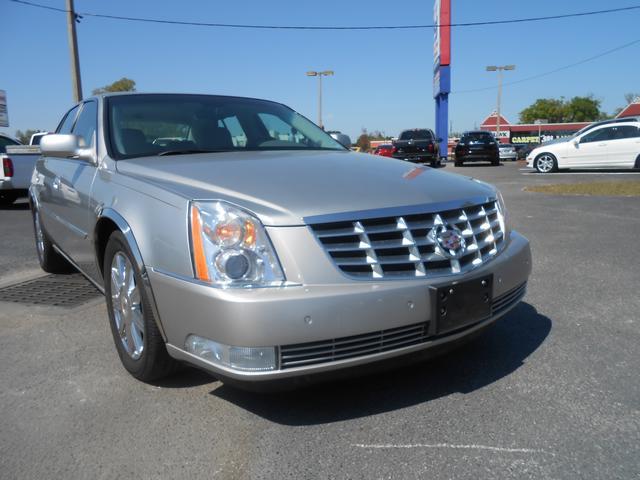 2008 Cadillac DTS Unknown