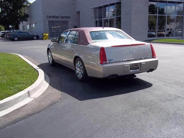 2008 Cadillac DTS Unknown