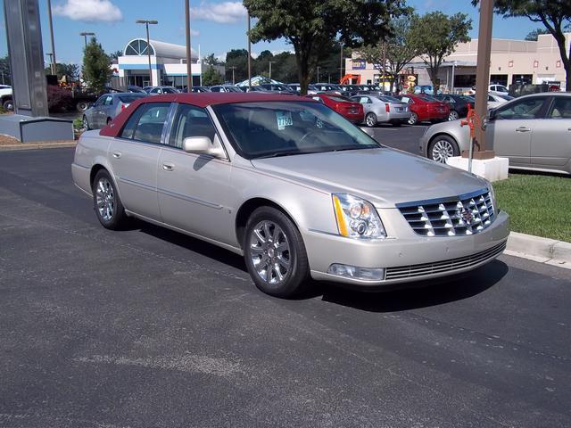 2008 Cadillac DTS Unknown