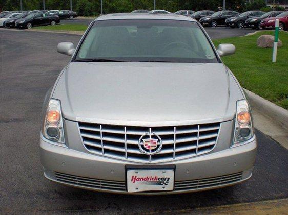 2008 Cadillac DTS Unknown