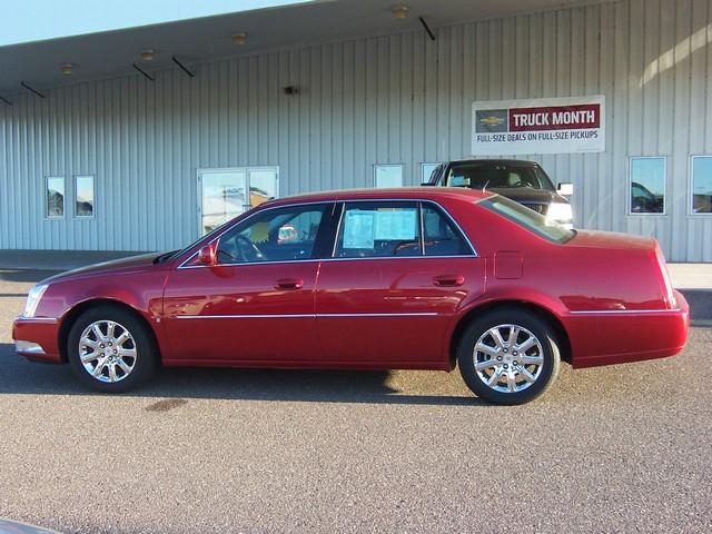 2008 Cadillac DTS Unknown