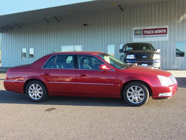 2008 Cadillac DTS Unknown