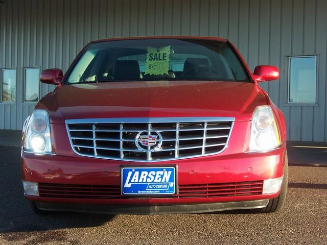 2008 Cadillac DTS Unknown