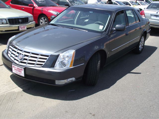 2009 Cadillac DTS SE-R