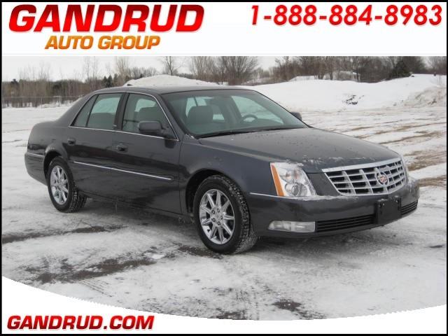 2010 Cadillac DTS XLT Pickup 4D 5 1/2 Ft