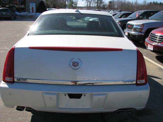 2010 Cadillac DTS Slk32