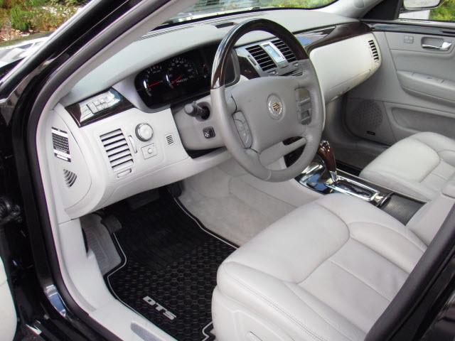 2010 Cadillac DTS SE V6 LTHR