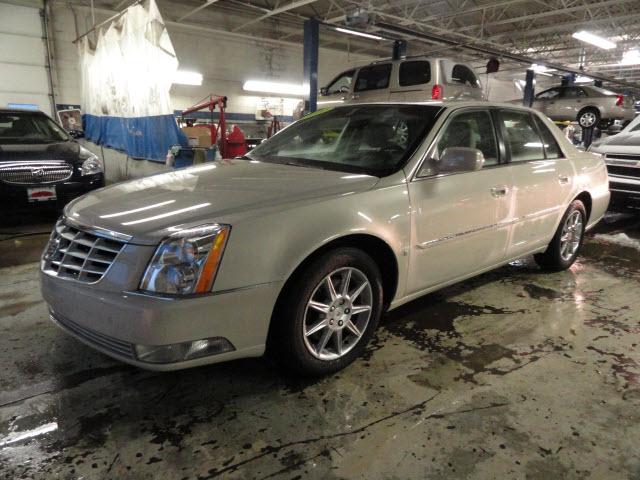 2010 Cadillac DTS Coupe