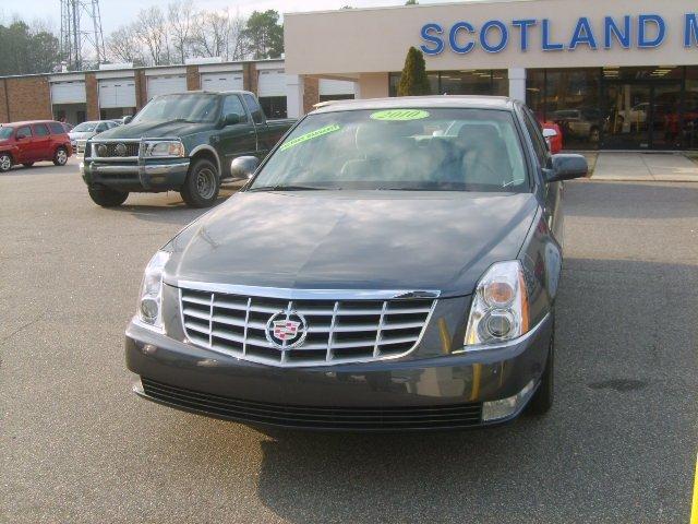 2010 Cadillac DTS Unknown