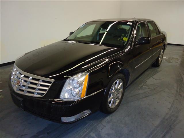 2010 Cadillac DTS Unknown