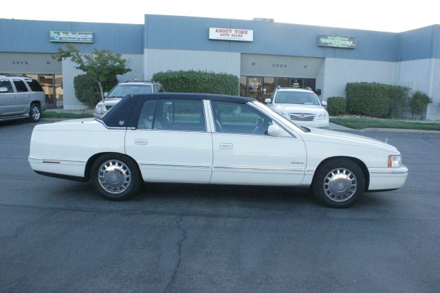 1999 Cadillac Deville L.T. 4-w.d. 5.3L