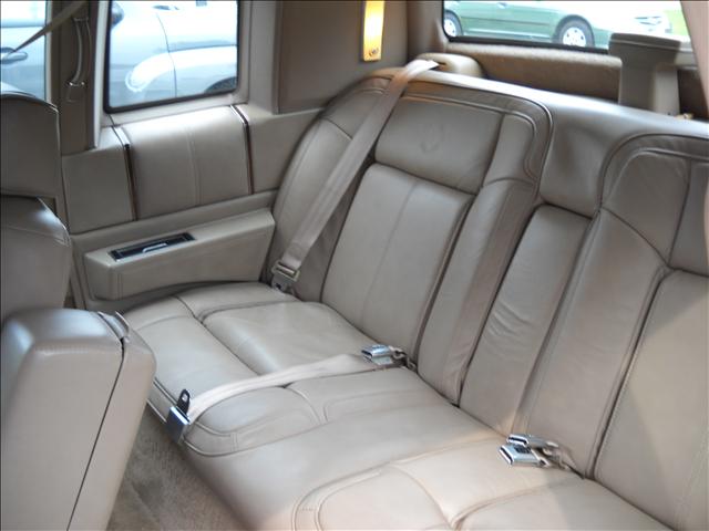 1990 Cadillac Deville 4dr Sedan Cartier