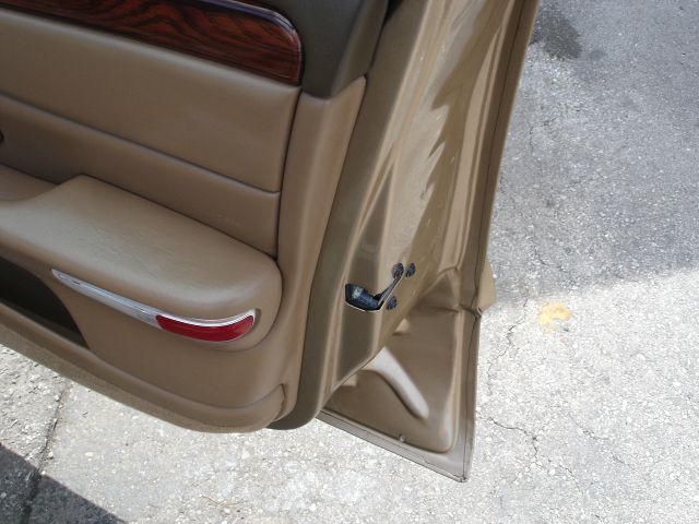 1998 Cadillac Deville Base