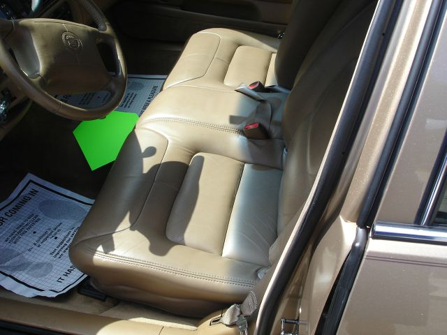 1998 Cadillac Deville Base