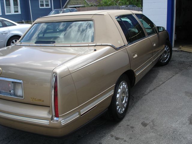 1998 Cadillac Deville Base