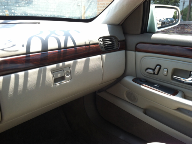 1998 Cadillac Deville Base