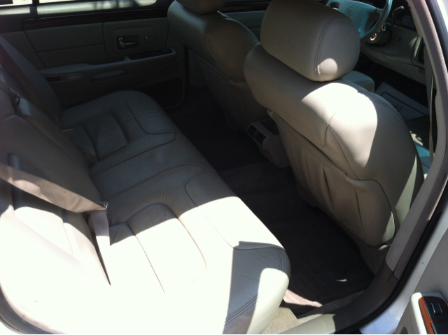 1998 Cadillac Deville Base